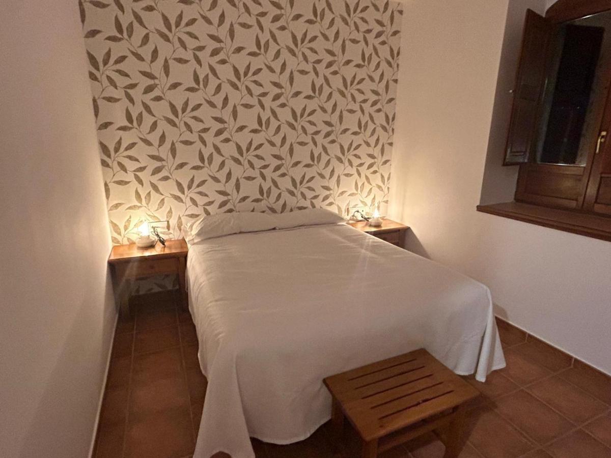 Hostal Villa El Colmenar Mombeltrán 外观 照片