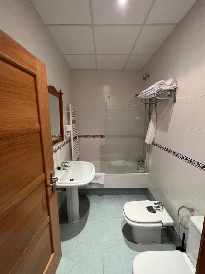 Hostal Villa El Colmenar Mombeltrán 外观 照片